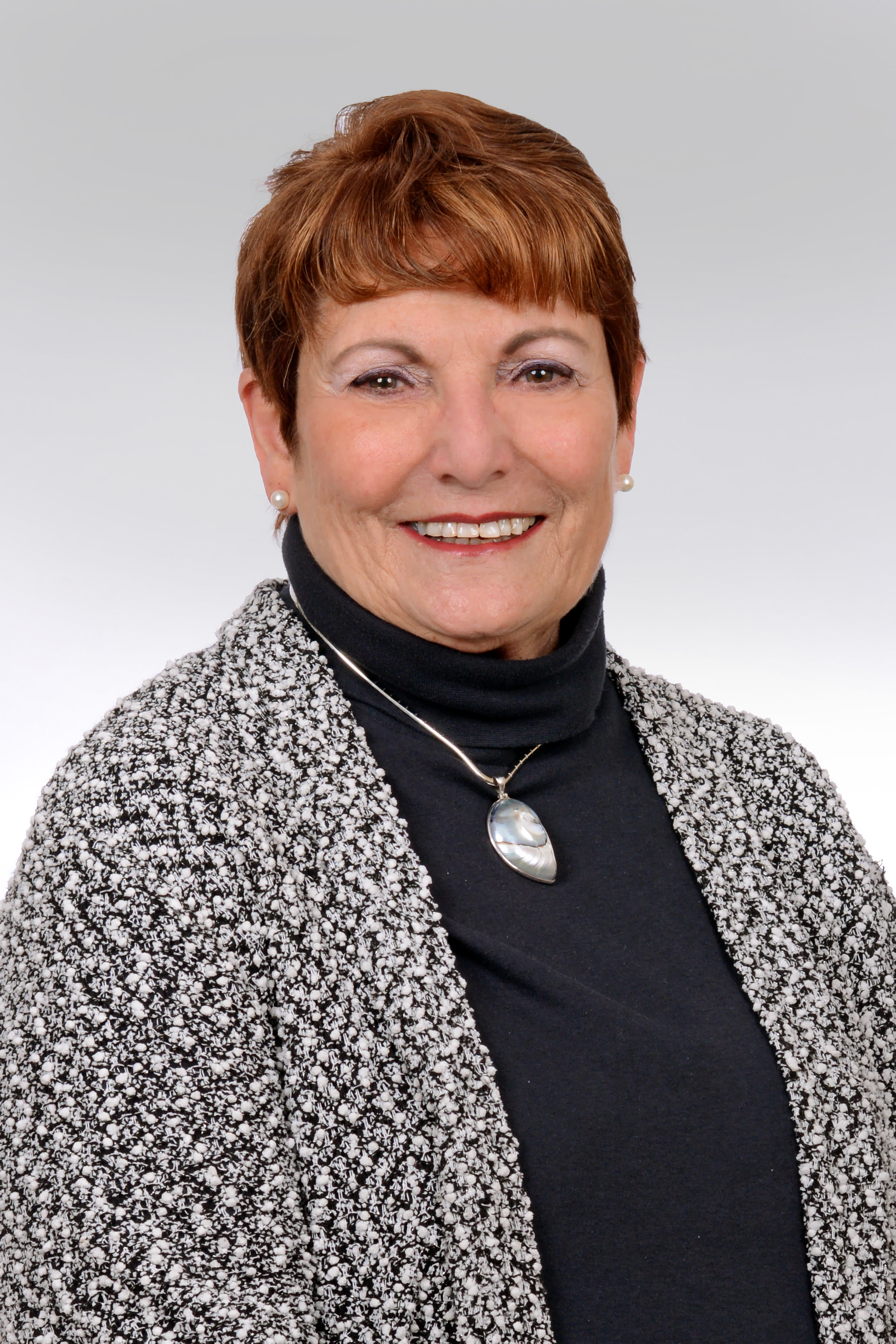 Sandra Cornett portrait, smiling.