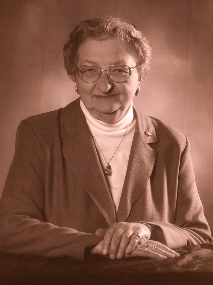 Portrait of Rosa Lee Weinert, smiling.